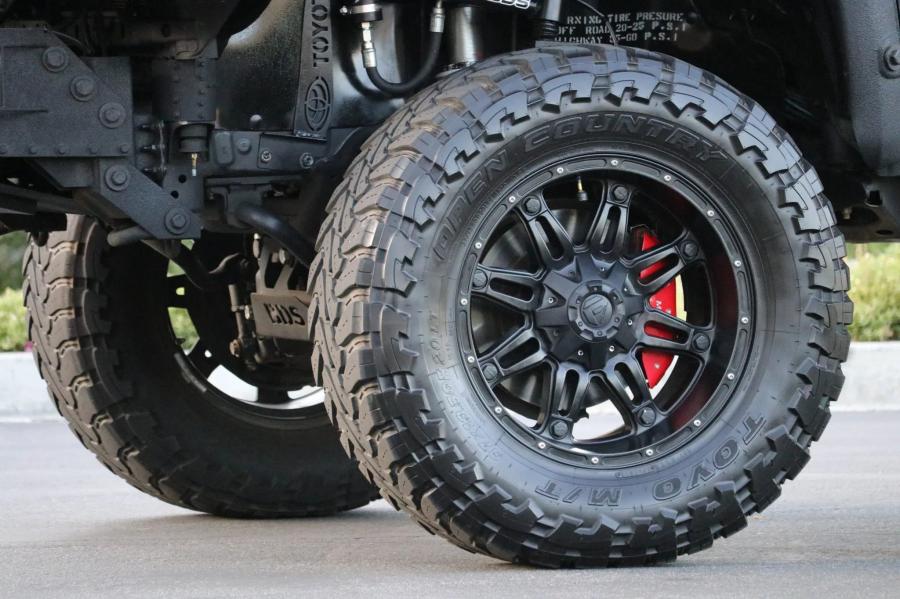 Колеса Toyota Tundra CrewMax 4x4 Zombie Apocalypse 2013 года  (фото 246 из 461)